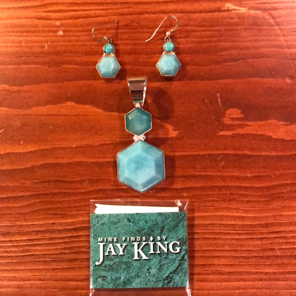 Jay king turquoise pendant and earrings